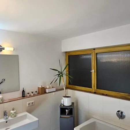 Helle, Grosse Mit Marmorboden Apartmán Štutgart
