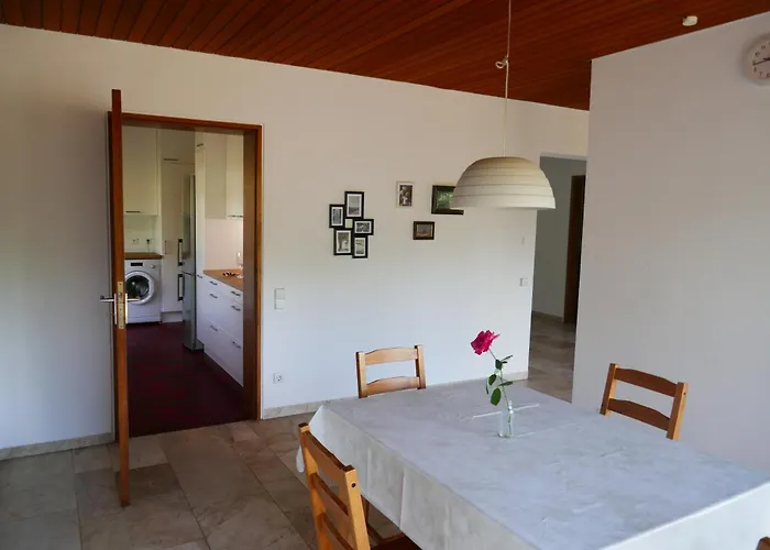 Helle, Grosse Mit Marmorboden Daire *