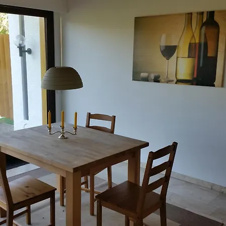 Helle, Grosse Mit Marmorboden שטוטגרט